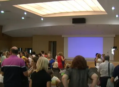 Απευθείας μετάδοση της Ενημερωτικής Ημερίδας Σχολικών Συμβούλων για το μάθημα των θρησκευτικών & Χαιρετισμός του Νίκου Φίλη