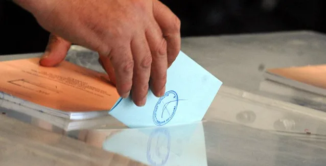 Ανοίγει το ψαλίδι- Δημοσκόπηση που δείχνει προβάδισμα της ΝΔ έναντι ΣΥΡΙΖΑ