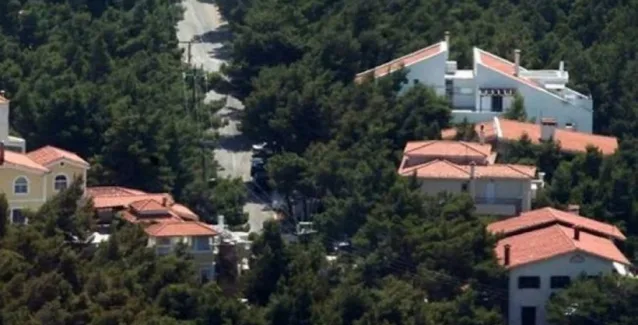 Παράταση για έναν χρόνο στα αυθαίρετα