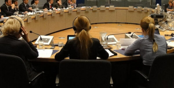 Αρνητικό το κλίμα από το Euroworking Group – Δεν ξεπαγώνουν τα μέτρα για την ελάφρυνση του χρέους