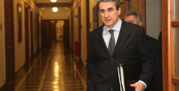 Λοβέρδος για εξεταστική ΜΜΕ: Ο θησαυρός αποδείχτηκε άνθρακας