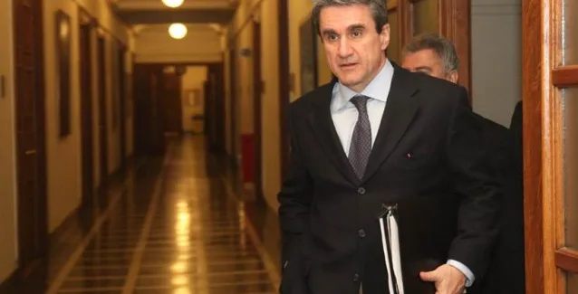 Λοβέρδος για εξεταστική ΜΜΕ: Ο θησαυρός αποδείχτηκε άνθρακας