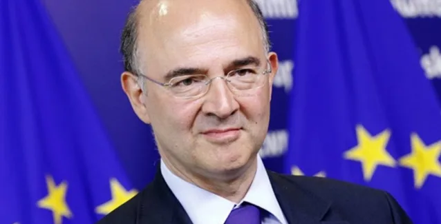 Ικανοποίηση Μοσκοβισί για τις εξελίξεις στο ελληνικό χρέος