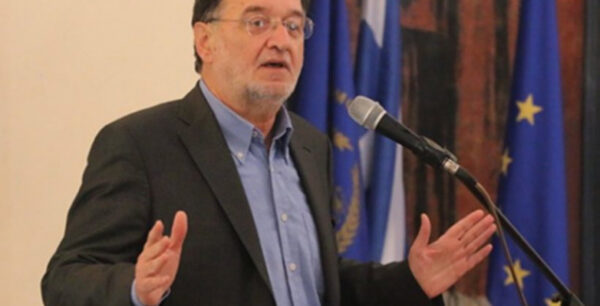 Λαφαζάνης: Η Ελλάδα σε τροχιά ασύντακτης πτώχευσης