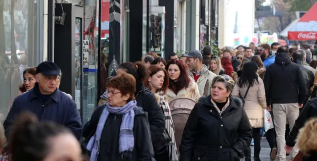 Μειωμένος ο εορταστικός τζίρος των εμπορικών καταστημάτων