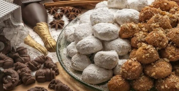 Ακριβότερο φέτος το τραπέζι των Χριστουγέννων λόγω… κουραμπιέδων