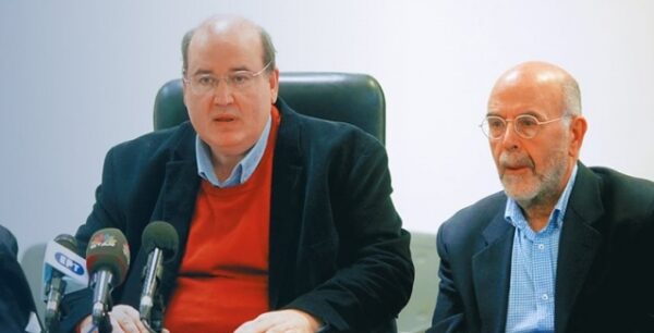 Φίλης: “Παρά φύσιν” η διδασκαλία των Αρχαίων ελληνικών σε σχέση με τα Νέα ελληνικά