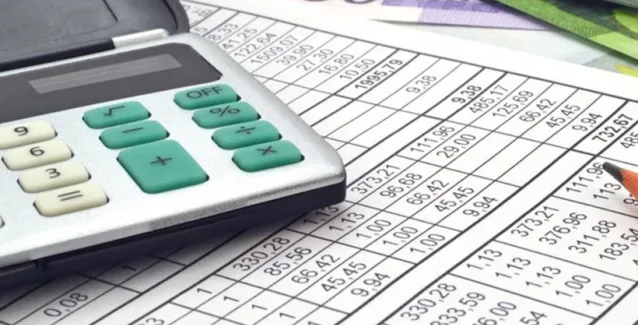 Τετραπλάσιες εισφορές πνίγουν τους ελεύθερους επαγγελματίες