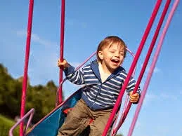 Δείτε τι πρέπει να κάνετε όταν το παιδί σας δεν θέλει να φύγει από την παιδική χαρά!