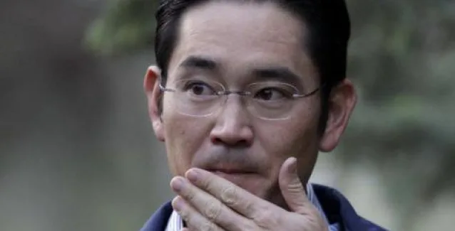 Σκάνδαλο διαφθοράς δονεί τη Νότια Κορέα – Υποπτος ο επικεφαλής της Samsung