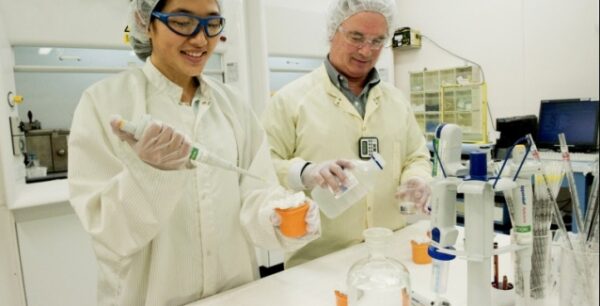 Χρηματικά βραβεία από το Ίδρυμα Μποδοσάκη σε νέους επιστήμονες