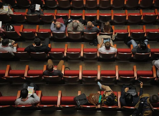 Σε απευθείας μετάδοση η Ενημερωτική Ημερίδα των Σχολικών Συμβούλων