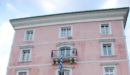 Γιατί κινδυνεύουν να μείνουν δεκάδες φοιτητές χωρίς πτυχίο