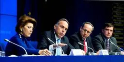 24-02-14 Θέσπιση της Ευρωπαϊκής Ημέρας κατά του εκφοβισμού και της βίας στα σχολεία εισηγήθηκε ο Υπουργός Παιδείας και …