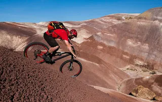 Ίσως η πιο όμορφη διαδρομή με ποδήλατο που θα μπορούσε να υπάρξει