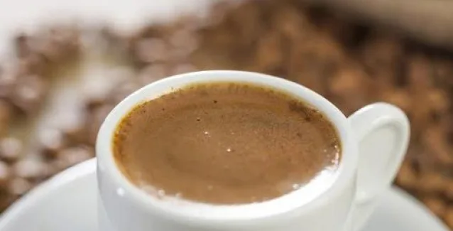 Μπορώ να πιώ ελληνικό καφέ αμέσως μετά το γεύμα;