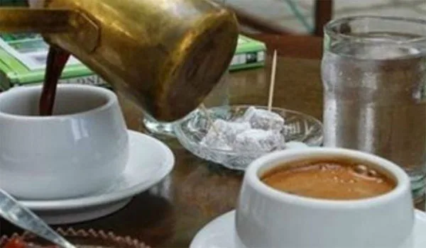 Μπαράζ αυξήσεων σε καύσιμα, καφέ, τσιγάρα, τηλέφωνα από την 1 Ιανουαρίου