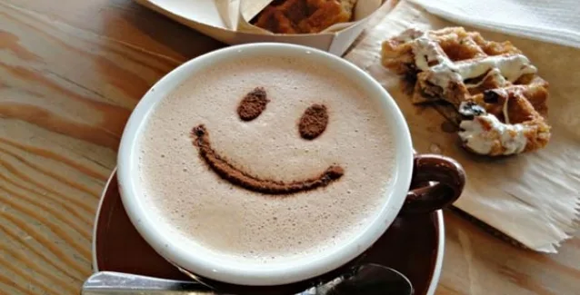 Γιατί δεν πρέπει να πίνετε καφέ με άδειο στομάχι το πρωί