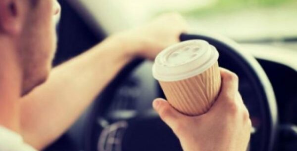 Ο καφές μειώνει τα λάθη στη δουλειά