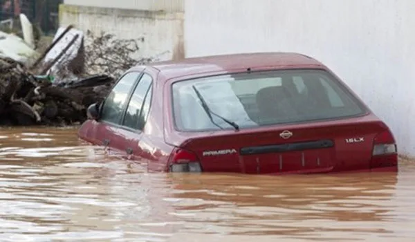 Ζημιές από τη σφοδρή βροχόπτωση σε Σιθωνία και Κασσάνδρα