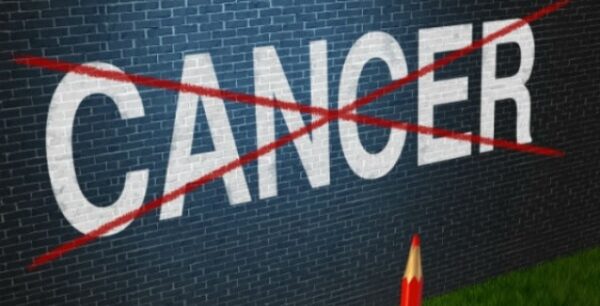 Καρκίνος στον λαιμό: Πότε βήχας και πονόλαιμος είναι πρώιμα σημάδια