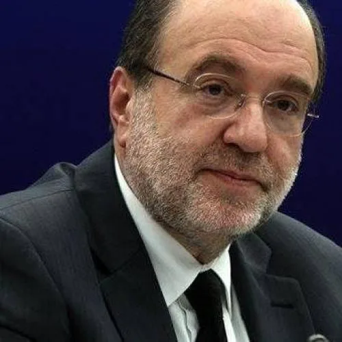 Καταγγελία ΠΟΙΚΞΓ για έναρξη σε ΔΟΥ κέντρων ξένων γλωσσών χωρίς άδεια