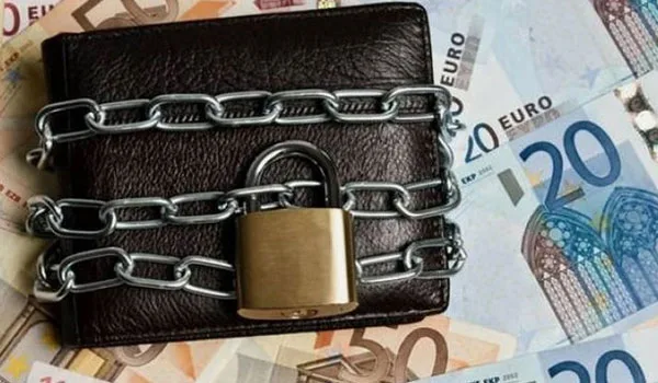 Οι όροι για μερική άρση των κατασχέσεων από την εφορία