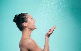 Καθημερινό ντους: απαραίτητο, περιττό ή επικίνδυνο;