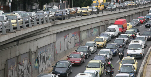 Ψάχνονται ακόμα για τα τέλη κυκλοφορίας – Δεν έχει ανοίξει η εφαρμογή στο Taxisnet