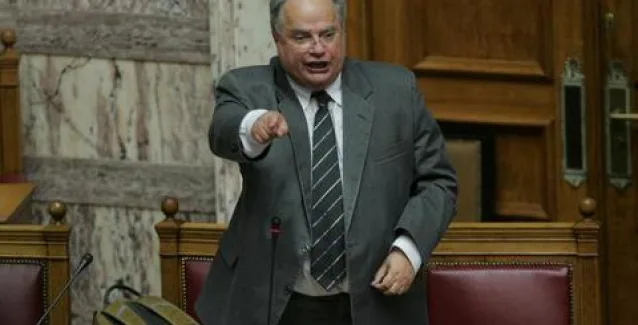 Σκληρή αντιπαράθεση Κοτζιά με Κουμουτσάκο και Κωνσταντινόπουλο