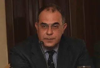 Χάρης Κονιδάρης: Ο υπουργός διακατέχεται από αντικληρηκαλιστικό πείσμα