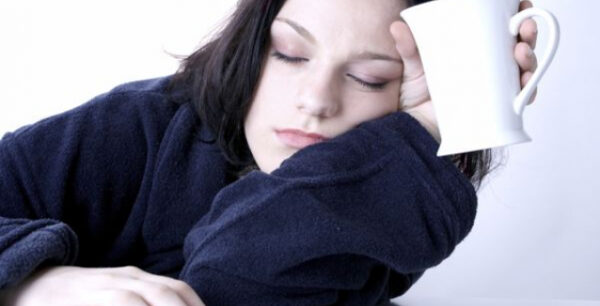 6 λόγοι για τους οποίους νιώθετε διαρκώς κουρασμένος/η