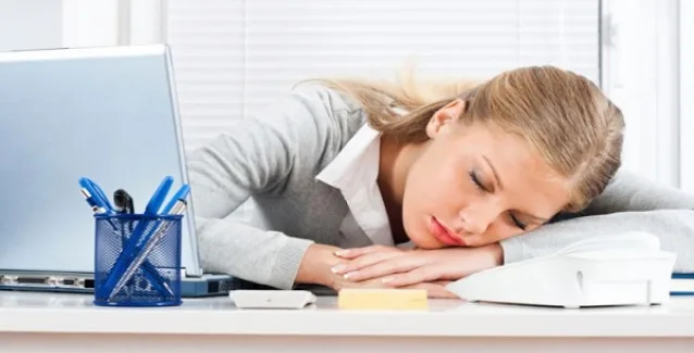 Αισθάνεστε διαρκώς κουρασμένοι; Πιθανές παθήσεις που προκαλούν κόπωση