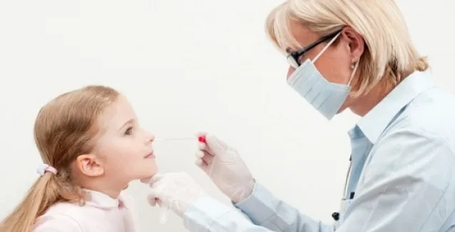 Κρεατάκια στη μύτη: Ποιες είναι οι επιπτώσεις σε παιδιά και ενήλικες