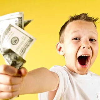 Πως να μάθεις στο παιδί σου να μην σπαταλάει χρήματα!