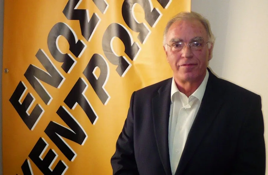 ΒΑΣΙΛΗΣ ΛΕΒΕΝΤΗΣ: Ο πιο αδικημένος πολιτικός στην ιστορία της Ελλάδος. Η ΔΗΜΟΣΙΑ ΣΥΓΝΩΜΗ του Μητσικώστα και το κλάμα του προέδρου! [BINTEO]