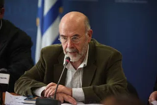 Τέλος η συνεργασία Αντώνη Λιάκου με το Υπουργείο Παιδείας