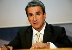 Όριο μαθητών ανά τμήμα και συγχωνεύσεις των σχολείων  2014-15