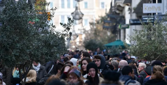 Με απεργία απαντούν οι υπάλληλοι στα ανοιχτά καταστήματα αυτή την Κυριακή