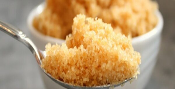 Αν βάζετε στον καφέ σας καστανή ζάχαρη, δείτε αυτό!