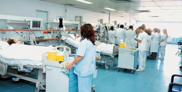 Εξαδάκτυλος για κορονοϊό:  Σύντομα δεν θα έχουμε ΜΕΘ