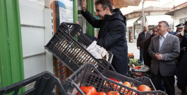 Οι φωτογραφίες του Μητσοτάκη από την επίσκεψη στη Μόρια