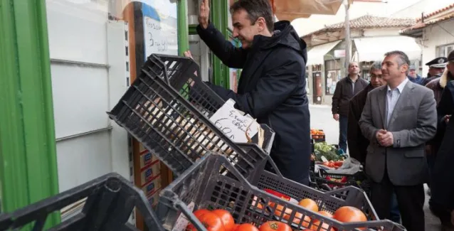 Οι φωτογραφίες του Μητσοτάκη από την επίσκεψη στη Μόρια