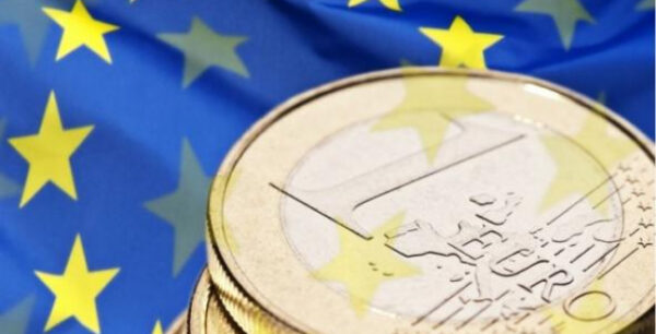 Αυστηρότεροι έλεγχοι σε μετρητά που διακινούνται εντός Ε.Ε.