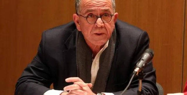 Ο Μουζάλας στην Μόρια: Προσπάθειες για βελτίωση του καταυλισμού