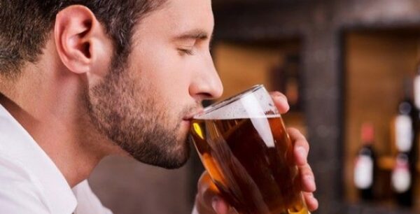 Μπύρα: Δείτε σε ποια ποσότητα μειώνει τον κίνδυνο εμφράγματος