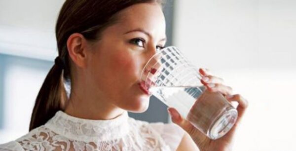 7 “sms” από το σώμα σας, όταν δεν πίνετε αρκετό νερό