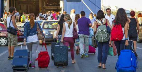 Θετικά μηνύματα για τον ελληνικό τουρισμό από τις προκρατήσεις