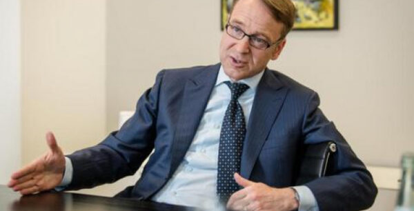 Βάιντμαν: Η πολιτική της ΕΚΤ δεν μπορεί να στηρίξει την ανάπτυξη