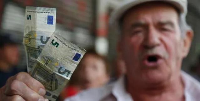 Νέο «ψαλίδι» 10-18% στις συντάξεις – Καταργούνται τα οικογενειακά επιδόματα σε 15 ταμεία